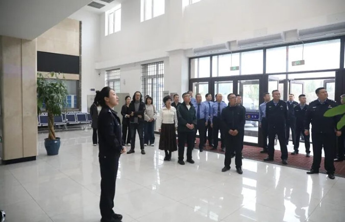 深化刑事执行公开，凝聚社会监督合力——省检察院在阜新市看守所开展检察开放日活动